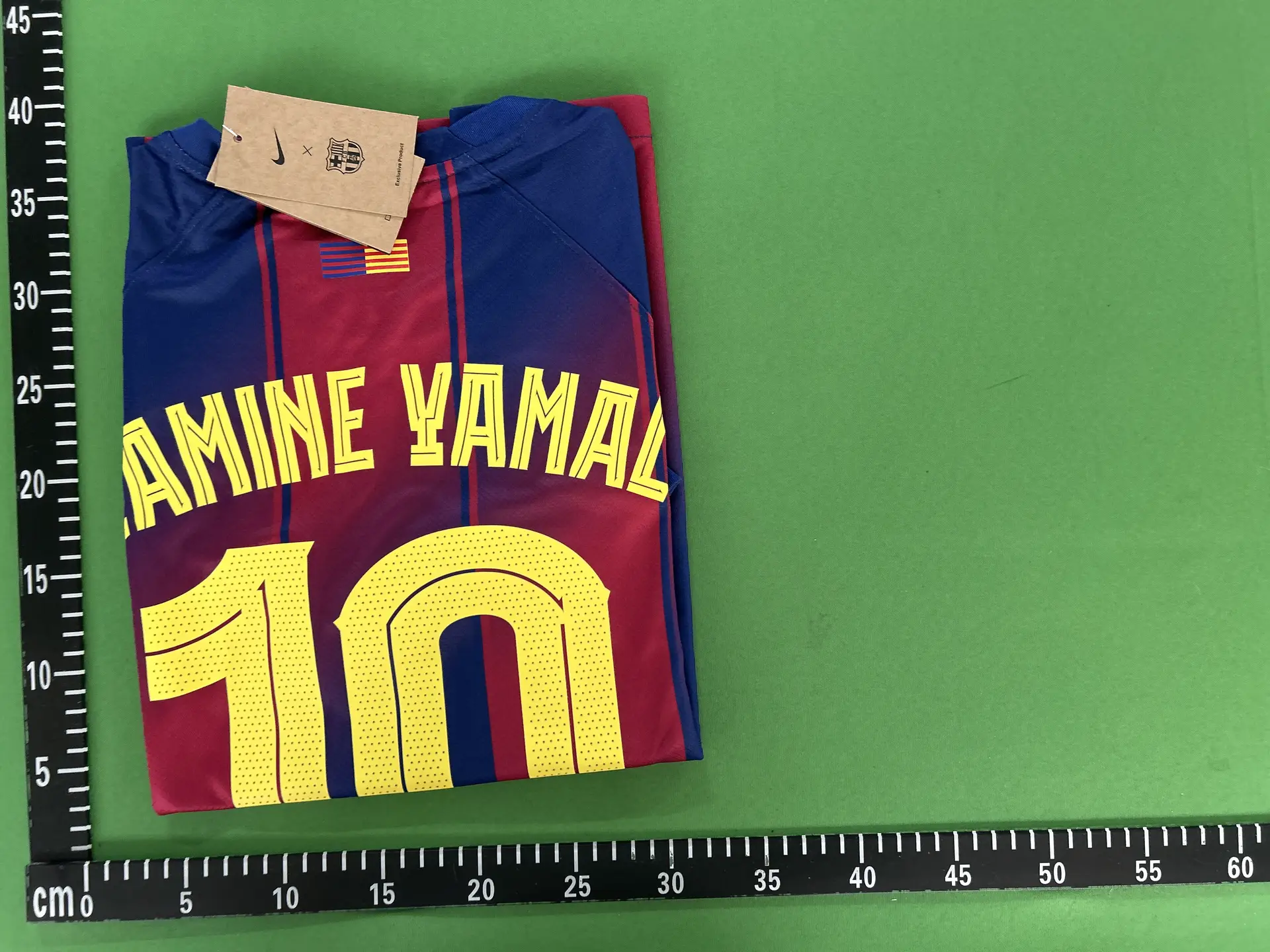 Nike FC Barcelona 2023-2024 Lamine Yamal 10 Jersey
