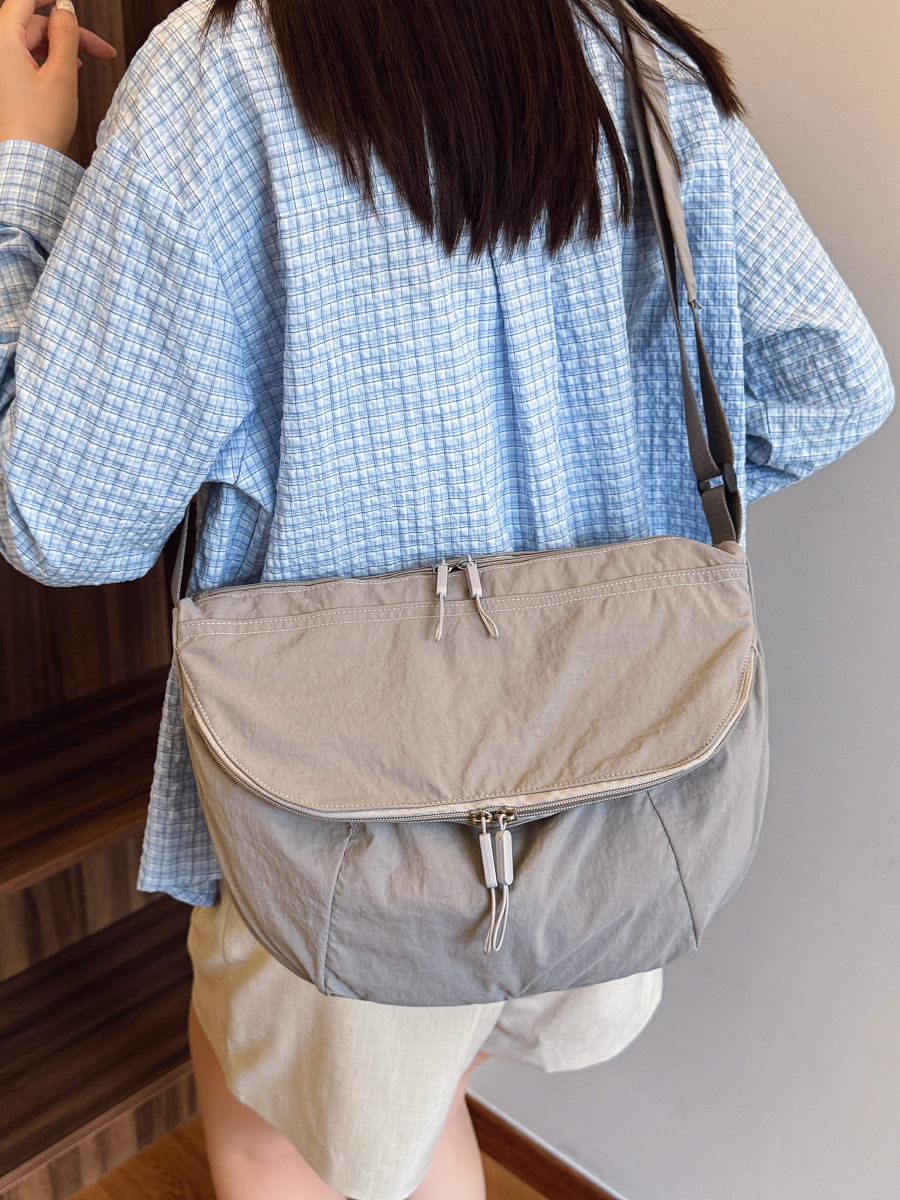Japanese and Korean Gender-Neutral Style Semicircular Bag New Trendy Waterproof and Wear-Resistant Crossbody Bag with Small Batch Printing Logo