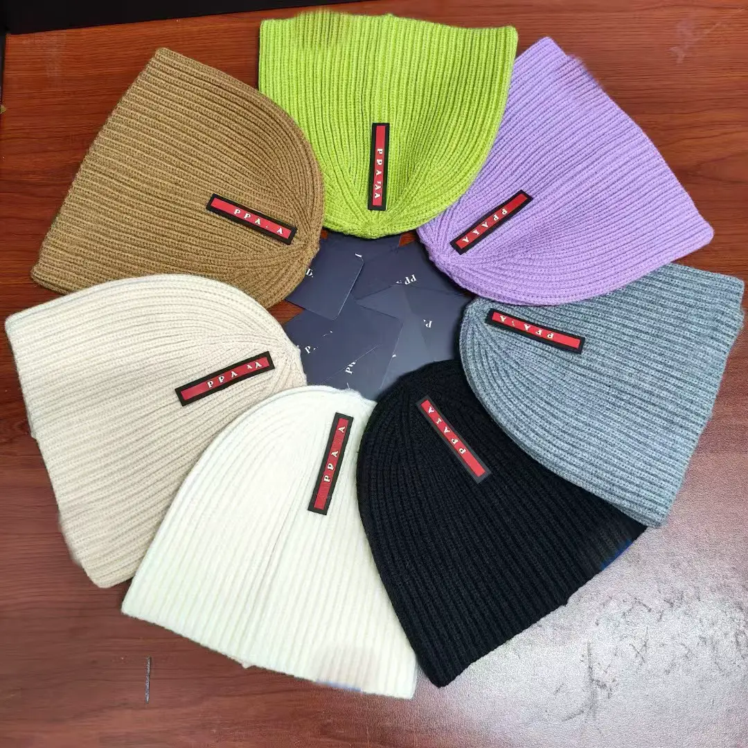Red Striped Autumn and Winter Warm Cross-Border Knitted Hat Korean Version Versatile with Hanging Tag, Inner Label, Zipper, Dust Bag, In-Stock Version