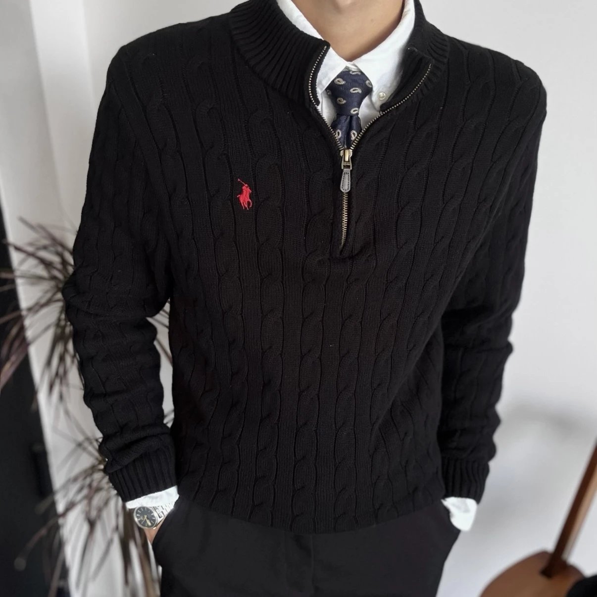 Grey Wolf made/Pony Hemp Flower-Vertical Collar-Half Zip Sweater-Black