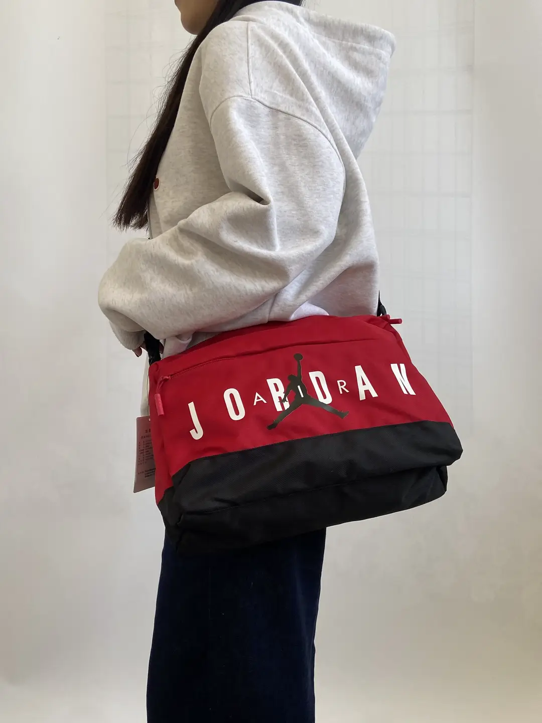 Jordan Red Shoulder Bag Nike Nike Crossbody Bag Authentic Aj Sports Bag Men's and Women's Travel Bag New arrival Tote Bag