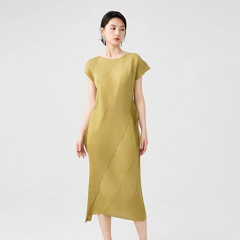Hot Selling Pleated Elegant Dress Irregular Casual Style Solid Color Slim Round Neck Short-Sleeved Foldable Mid-Length Skirt