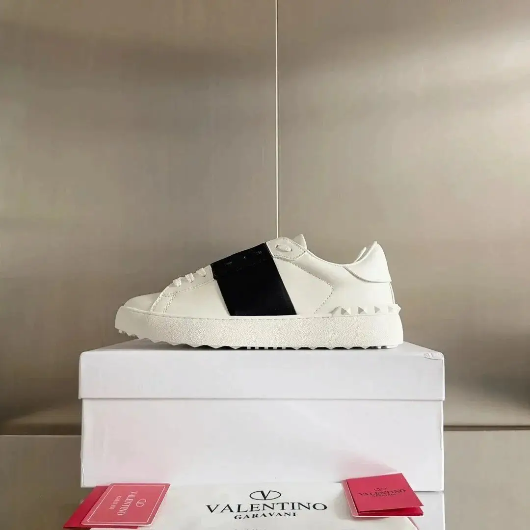 /Hua rivets splicing small white shoes soft sole breathable casual sneakers