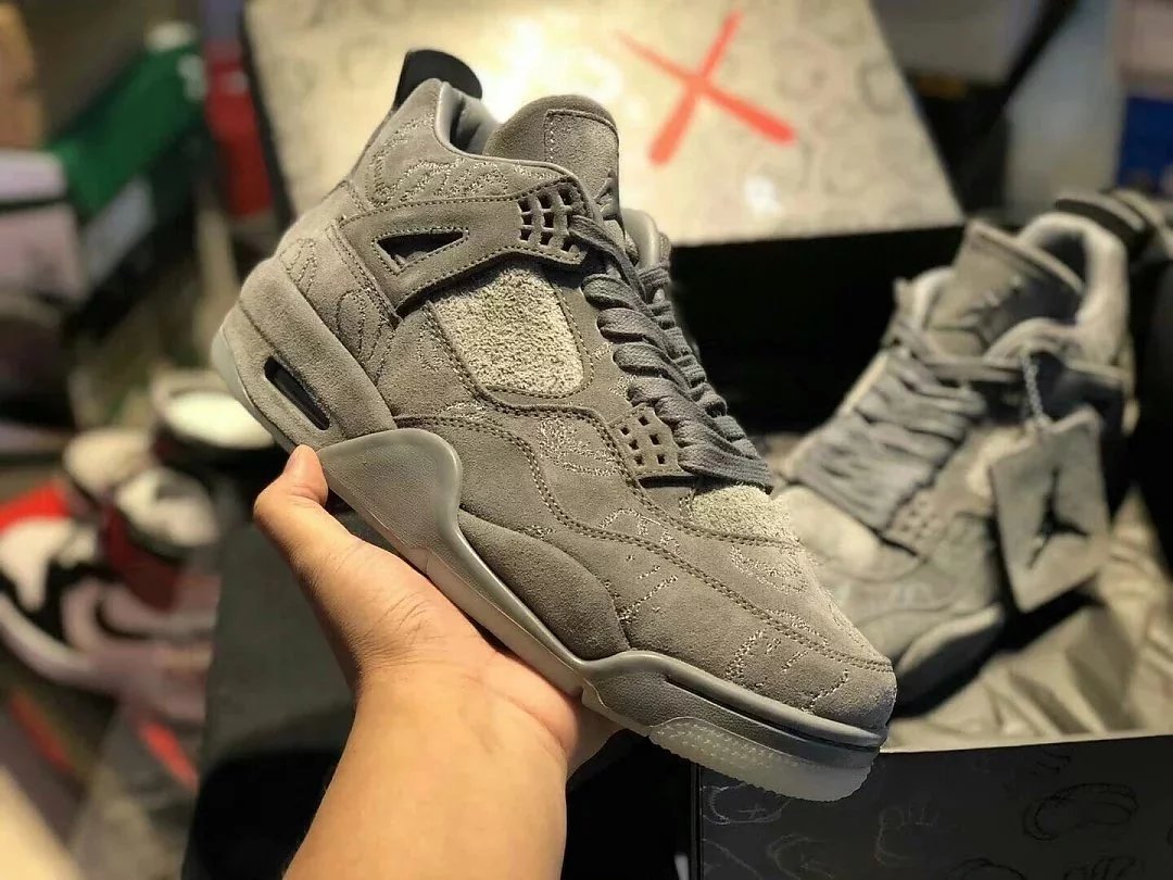 耐克AJ4乔4 KAWS x Air Jordan 4 “Cool Grey”超级联名休闲篮球鞋 涂鸦灰色男鞋 90
