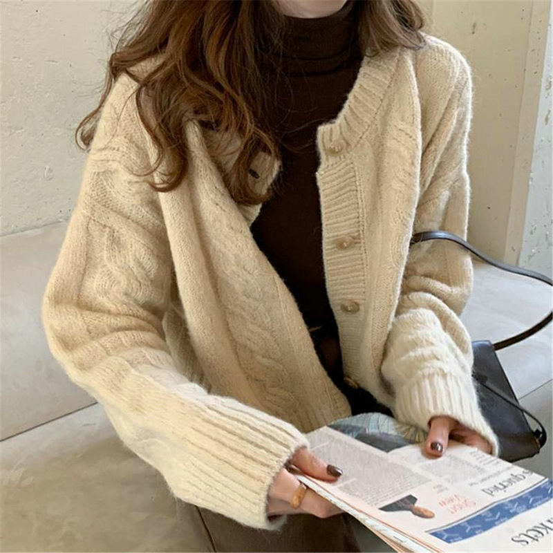 Soft and Velvety Texture, Thick Cable-Knit, Single-Breasted, 2026 New Gentle Style, Vintage Cardigan Sweater for Women