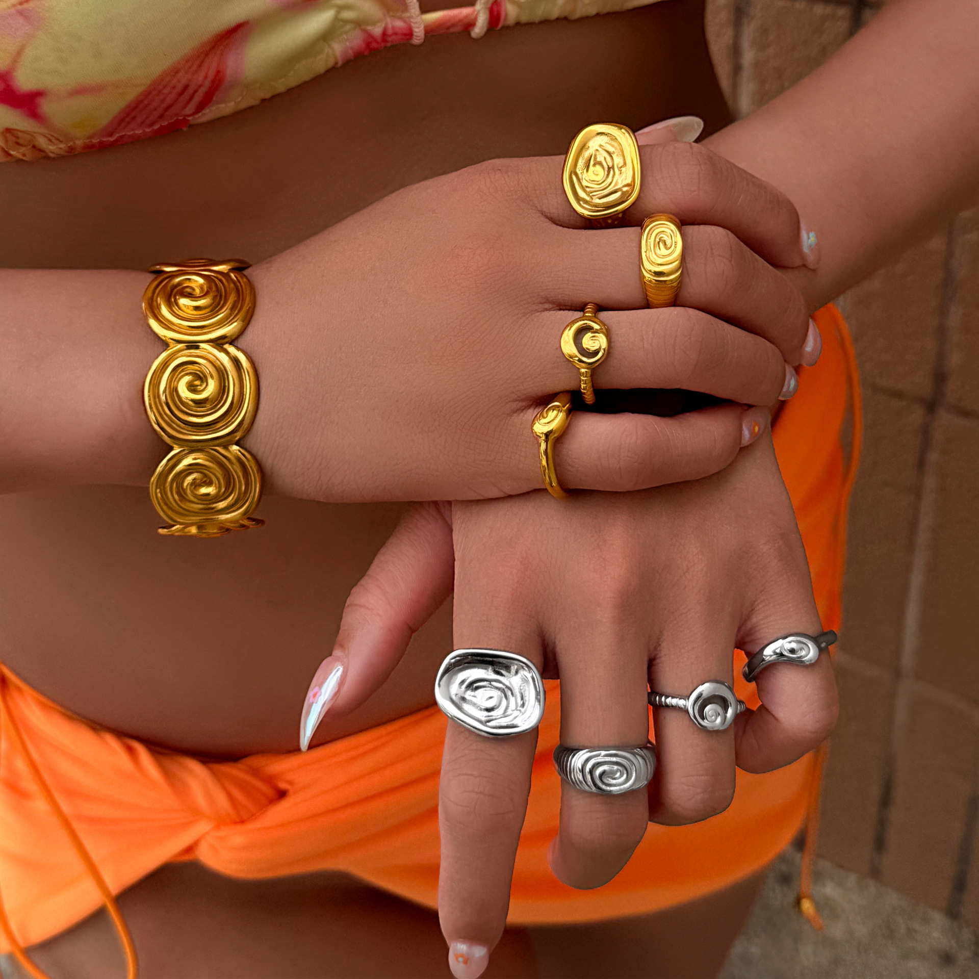 Dazan European and American Style Jewelry 18K Real Gold Electroplated Titanium Steel Ring, Plain Band, Stackable, Light Luxury Tai Chi Ring