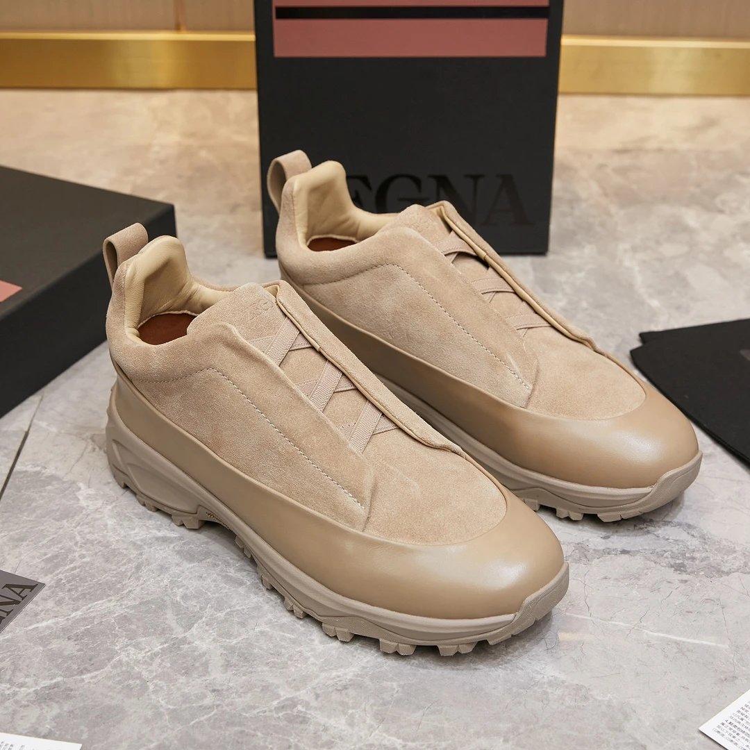 Z Sneakers