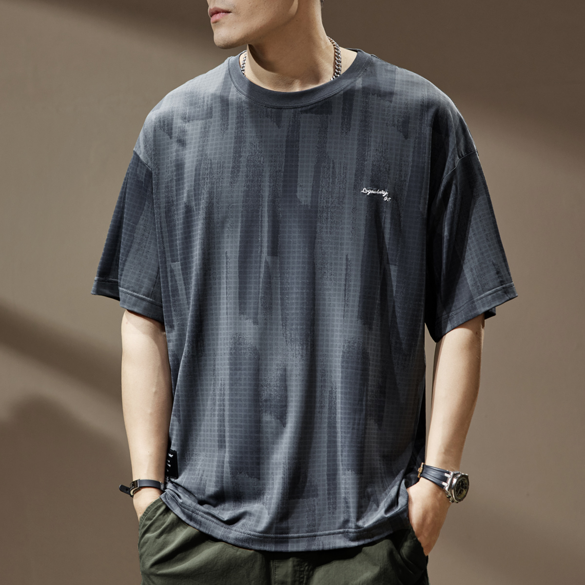 European and American Ice Silk Cool Short-Sleeved T-Shirt for Men in Summer Thin Loose Large Size Quick-Drying Half-Sleeved Round Neck Handsome T-Shirt for Men
