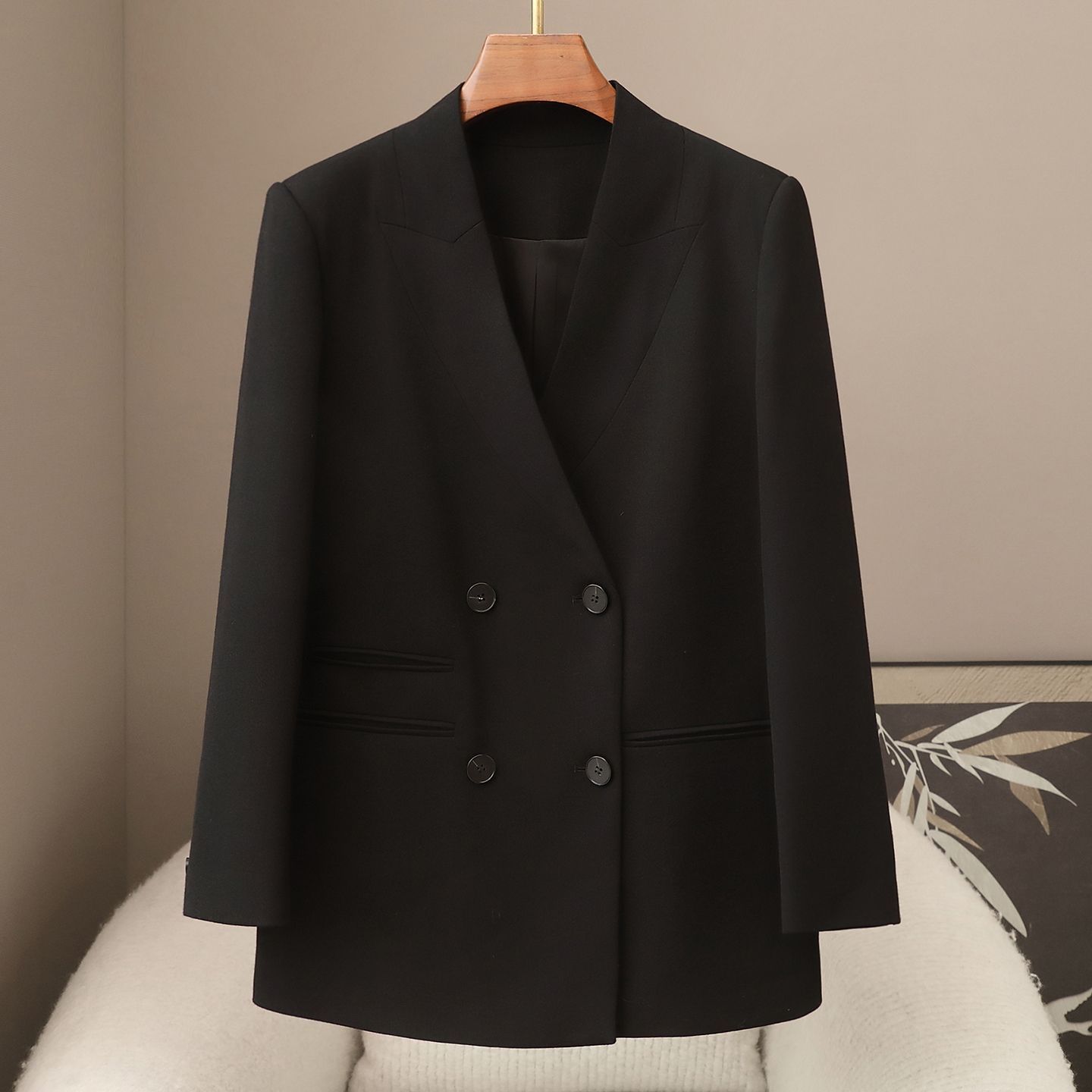 Small Batch Vintage-Style Straight-Shoulder Blazer 2026 Spring New Women's 100% Wool Fine-Spun Suit Jacket