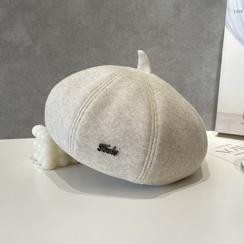 Autumn and Winter Beret Hat for Women, Vintage Versatile Newsboy Cap, Fashionable Letter Logo Stylish Casual Octagonal Hat