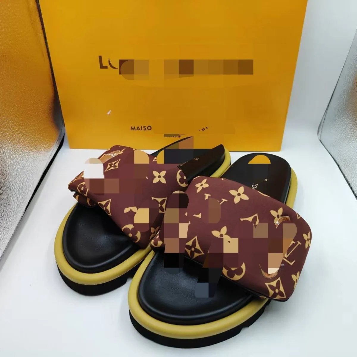 Louis Vuitton MAISO Slides
