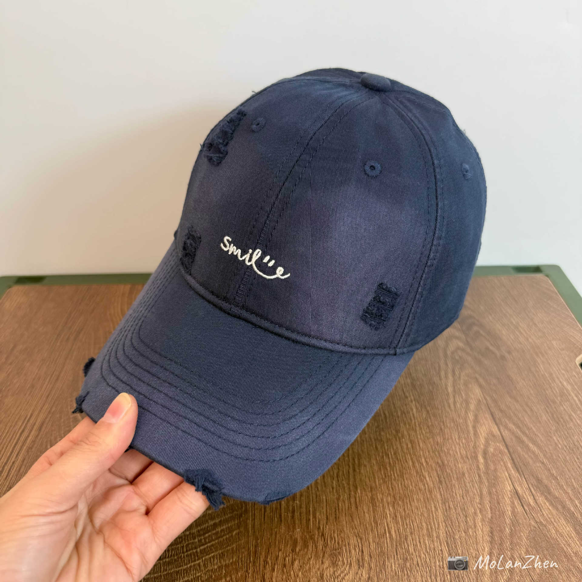 Korean Style Smile Embroidered Washed Distressed Baseball Cap, Casual Versatile Cap That Makes the Face Look Smaller, Unisex