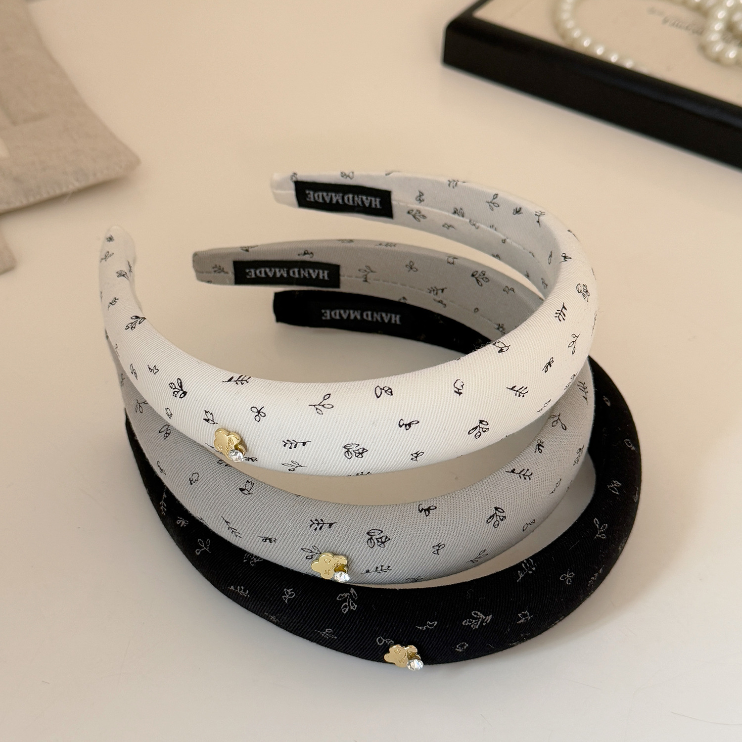 Pastoral Style Small Floral Korean Fashion Headband, Lazy Temperament Sponge Headband, Versatile Hair Accessory, Gold Label Internet Celebrity Hair Clip