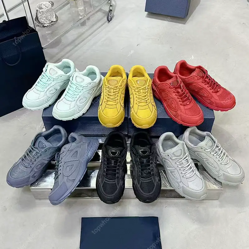 Spot 2024 new super soft sports casual men's shoes fashion trend couples mesh breathable women's shoes single shoes
