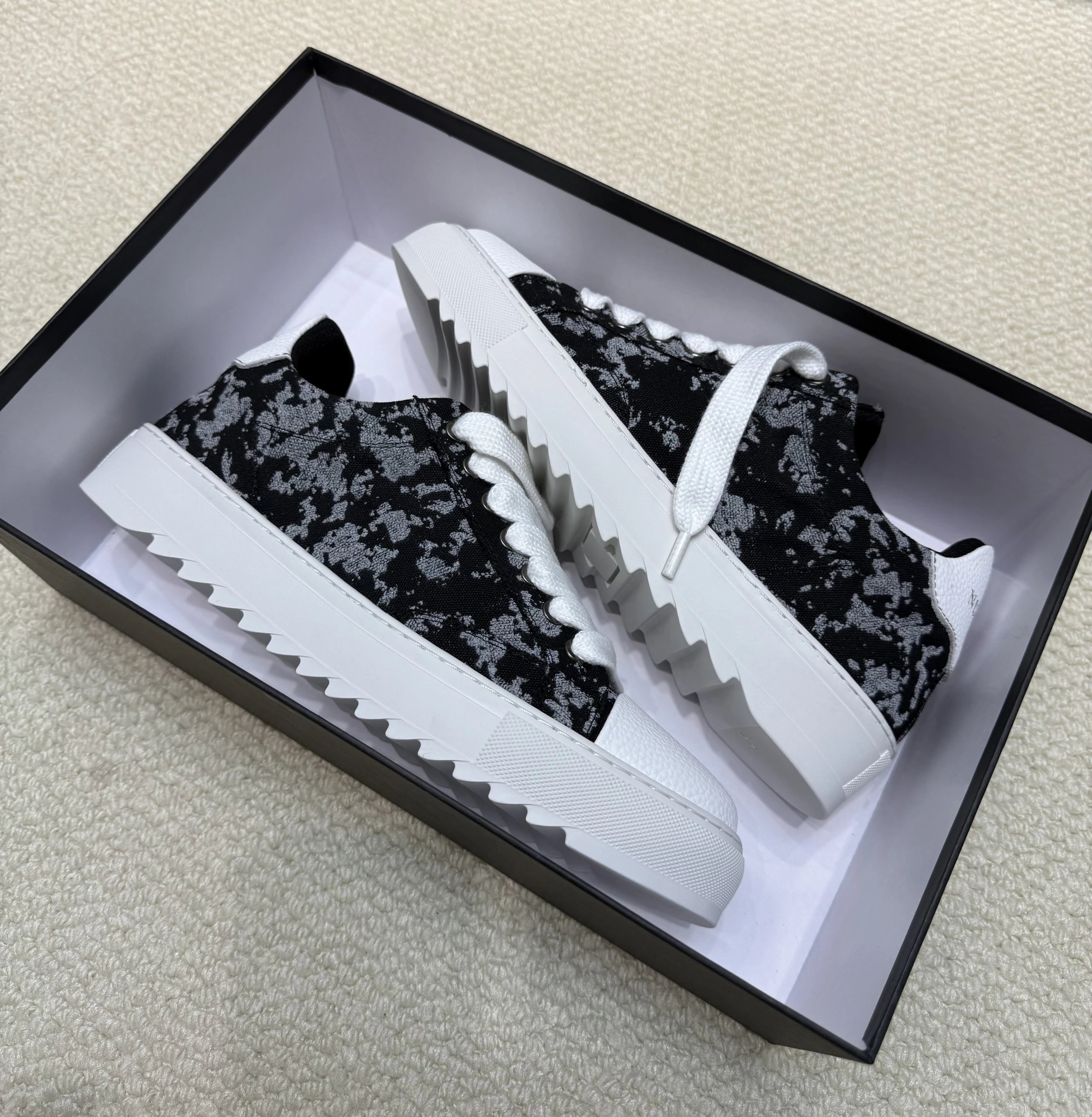 【DX221】N*merisTrainersshoes-定制产品不退换
