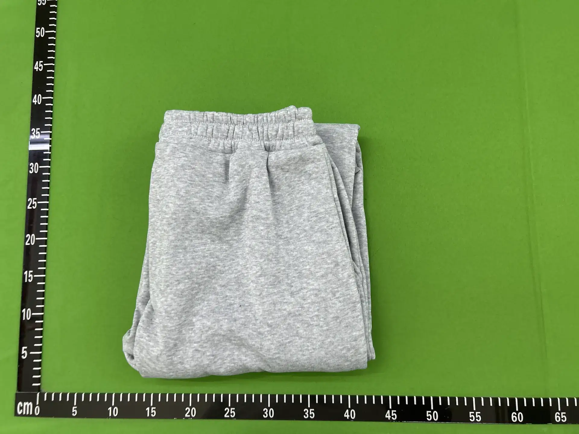 Loose and wide-leg letter-patterned pants