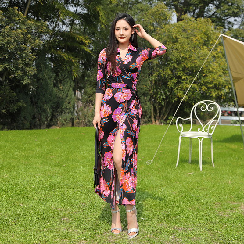 2023 Winter new pink hibiscus flower lapel knitted lace-up wrap dress elegant long dress women