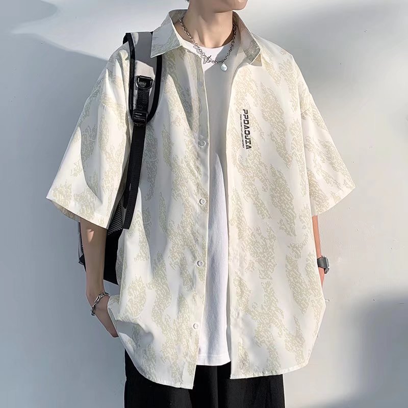 A generation of summer new Hong Kong style tide brand casual shirt men's short sleeve loose shirt ruffian handsome tide coat men