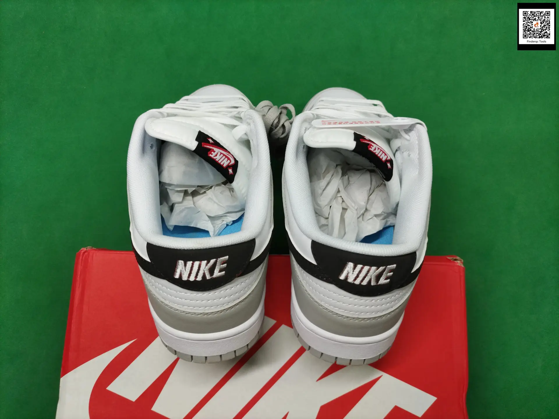Nike Dunk Low Grey White