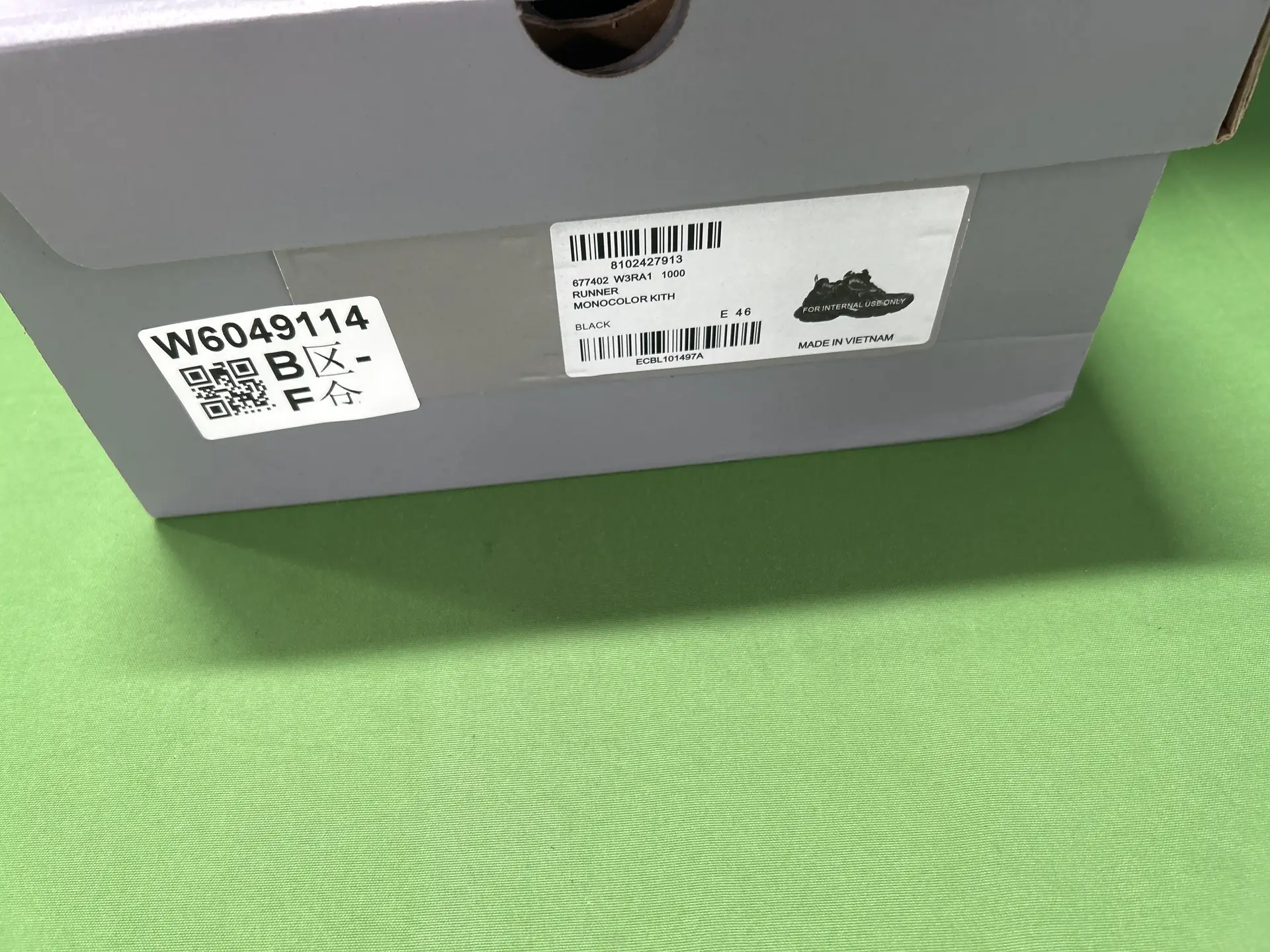 New Balance 677402 W3RA1 1000 MONOCOLOR KITH BLACK