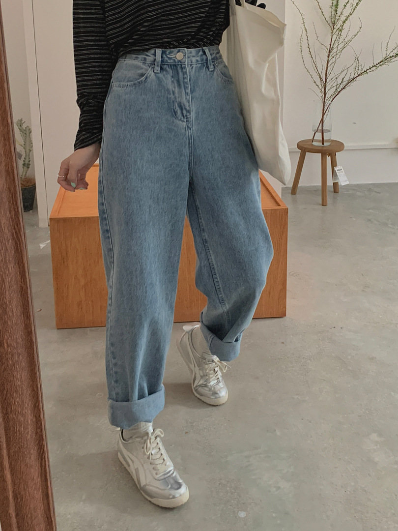 Gagd Retro Straight Jeans for Boyfriend, Washed Blue Loose Slimming Look Pear-Shaped Banana Pants Jeans for Women