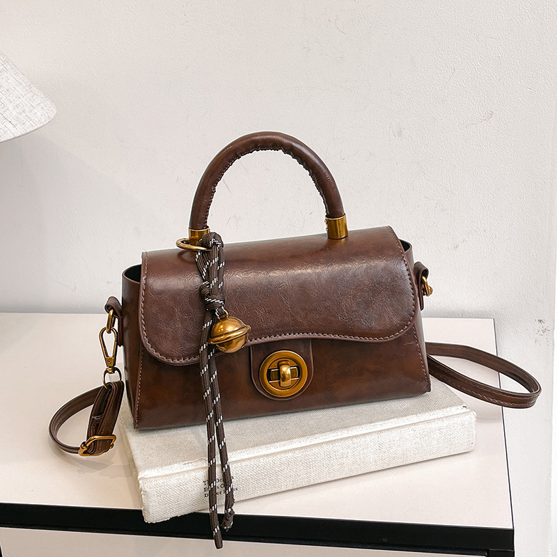 Autumn and Winter Portable Commuter Bag Women's 2024 New Fashionable Retro Small Square Bag All-match Multi-functional Shoulder Crossbody Bag