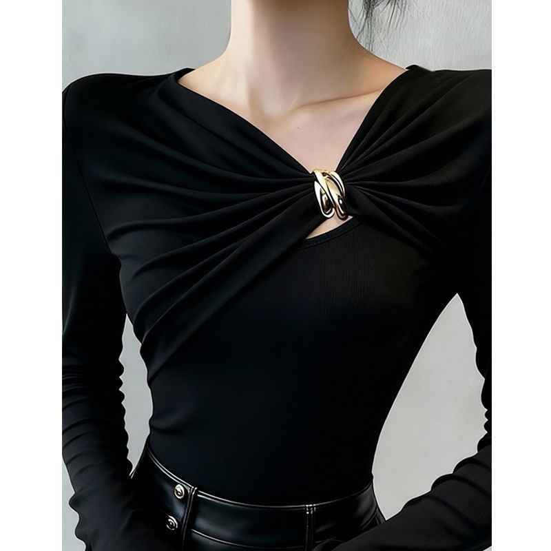 2026 Early Spring Retro Spicy Girl Style Irregular One-Shoulder Base Shirt for Women with a Design That Accentuates the Waist and Makes You Look Slimmer, Long-Sleeve Top