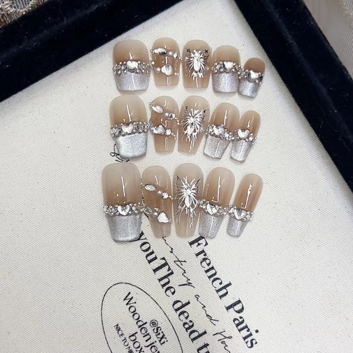 Naizi Pure Handmade Light Therapy Wear Armor Roman Love Letter Wholesale Finished Reusable Nail Art Patch Removable