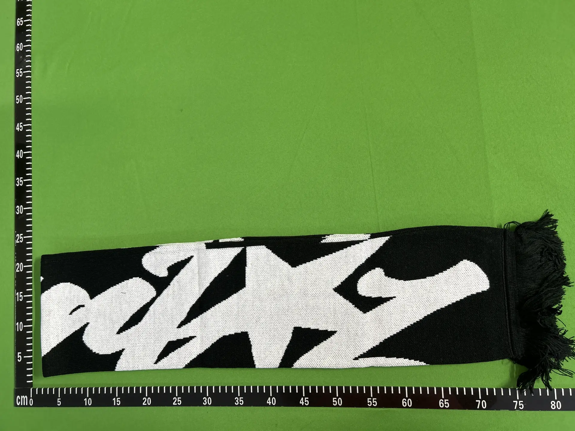 CORTEIZ black and white scarf