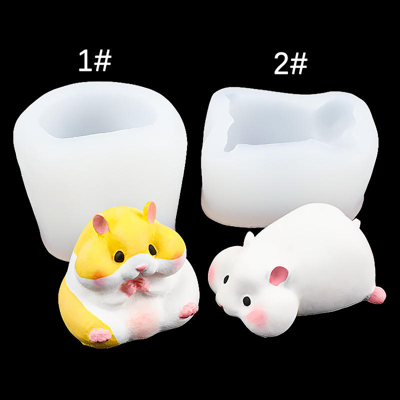 Cute Sitting and Standing Hamster Pinch Le Silicone Mold Handmade Cartoon Shape Aromatherapy Candle Plaster Tool Mold