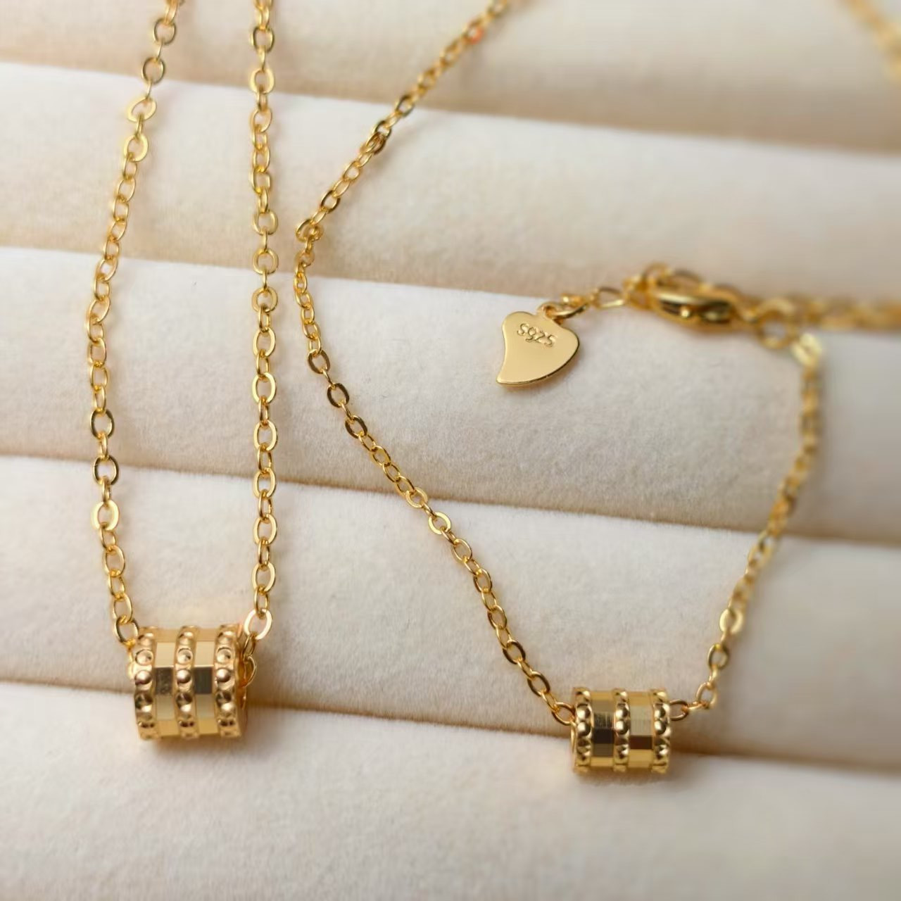 Electroplated Gold and Silver Small Waist Necklace Women's Simple Light Luxury Jewelry Exquisite Elegant Classic All-match Jewelry