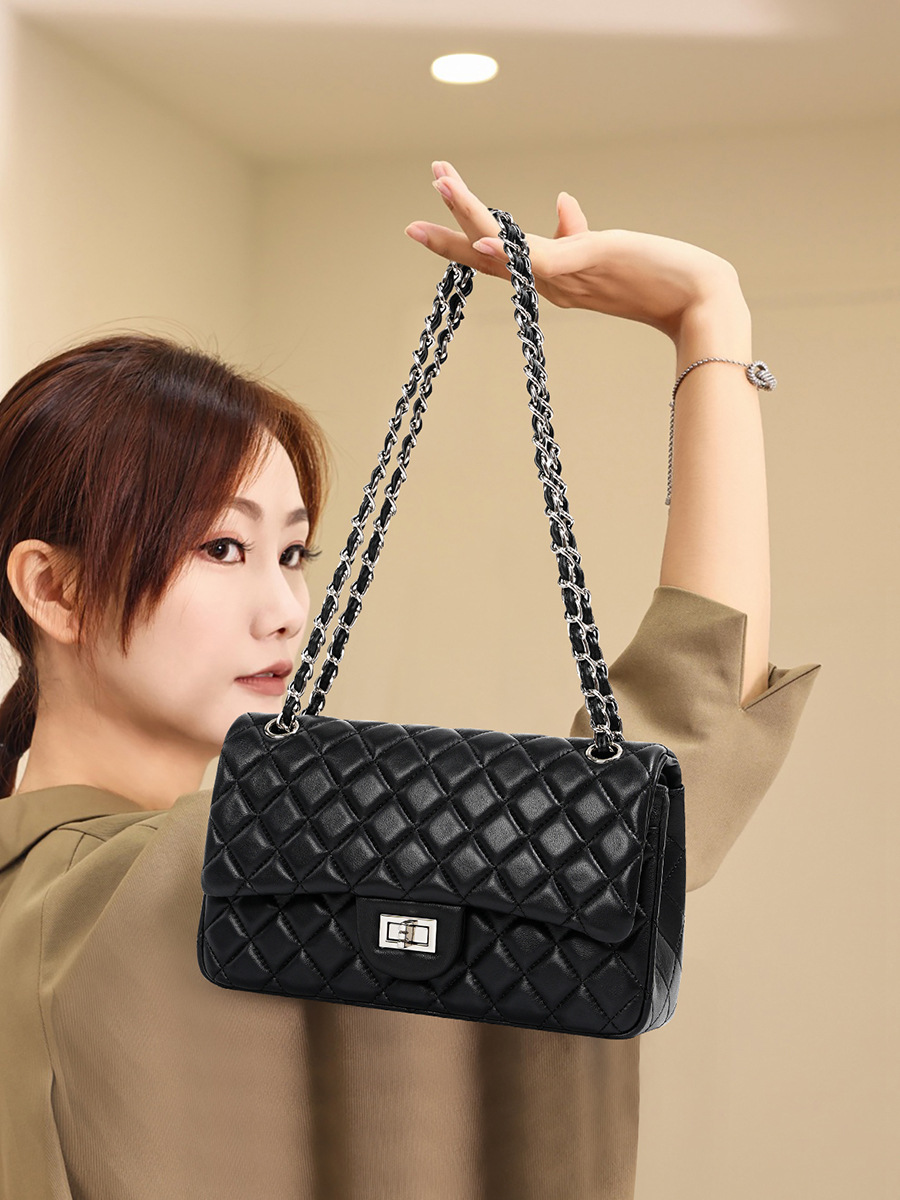 New Style Sheepskin Fashion Commuter Crossbody Underarm Small Square Bag Women's Rhombic Chain Chanel Style Shoulder Bag
