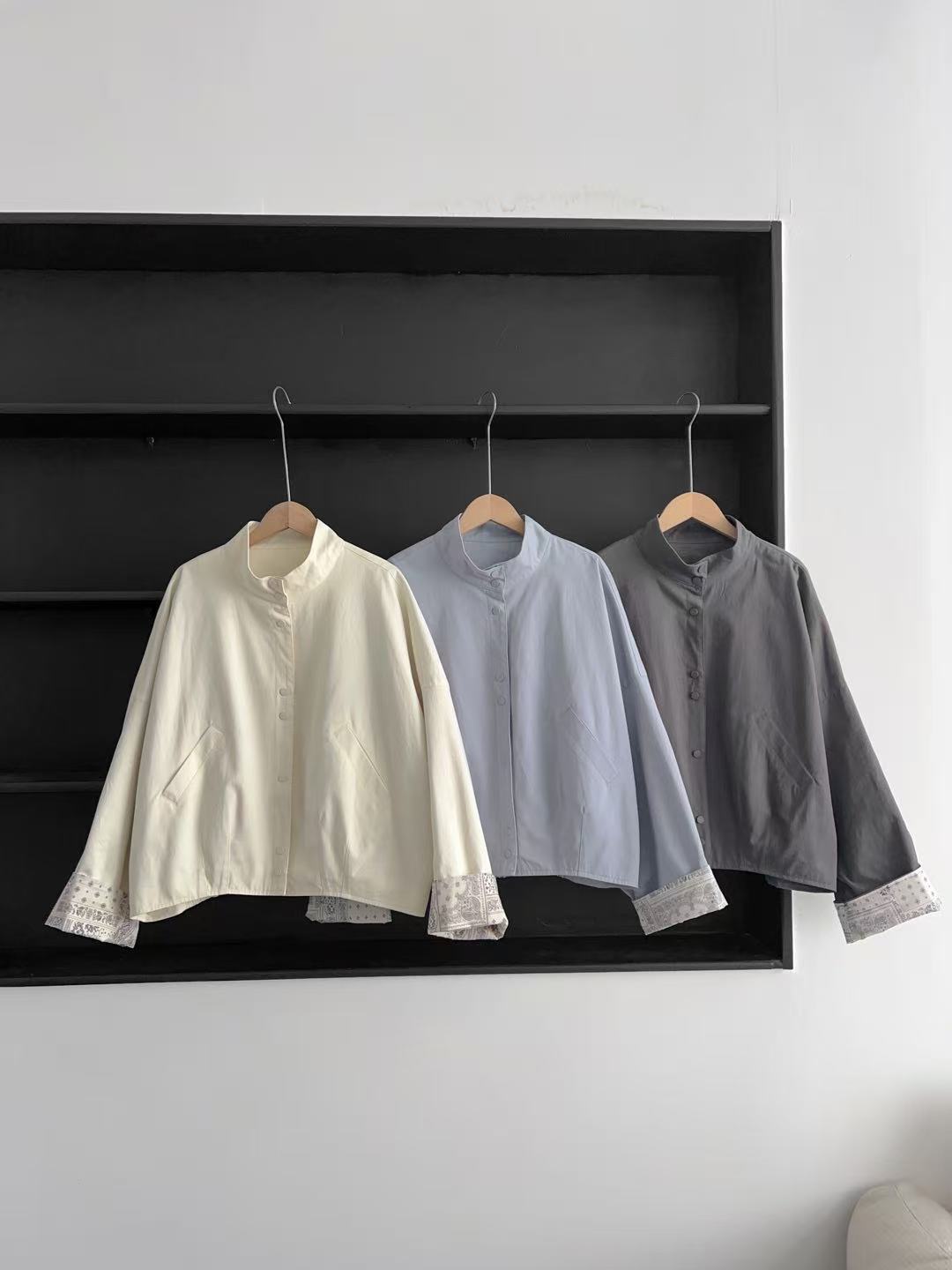 26 Spring Style Jacket for Women, Long-Sleeved Stand-Up Collar Workwear Jacket, Top with Cuff Splicing, Loose Casual Korean Style Jacket