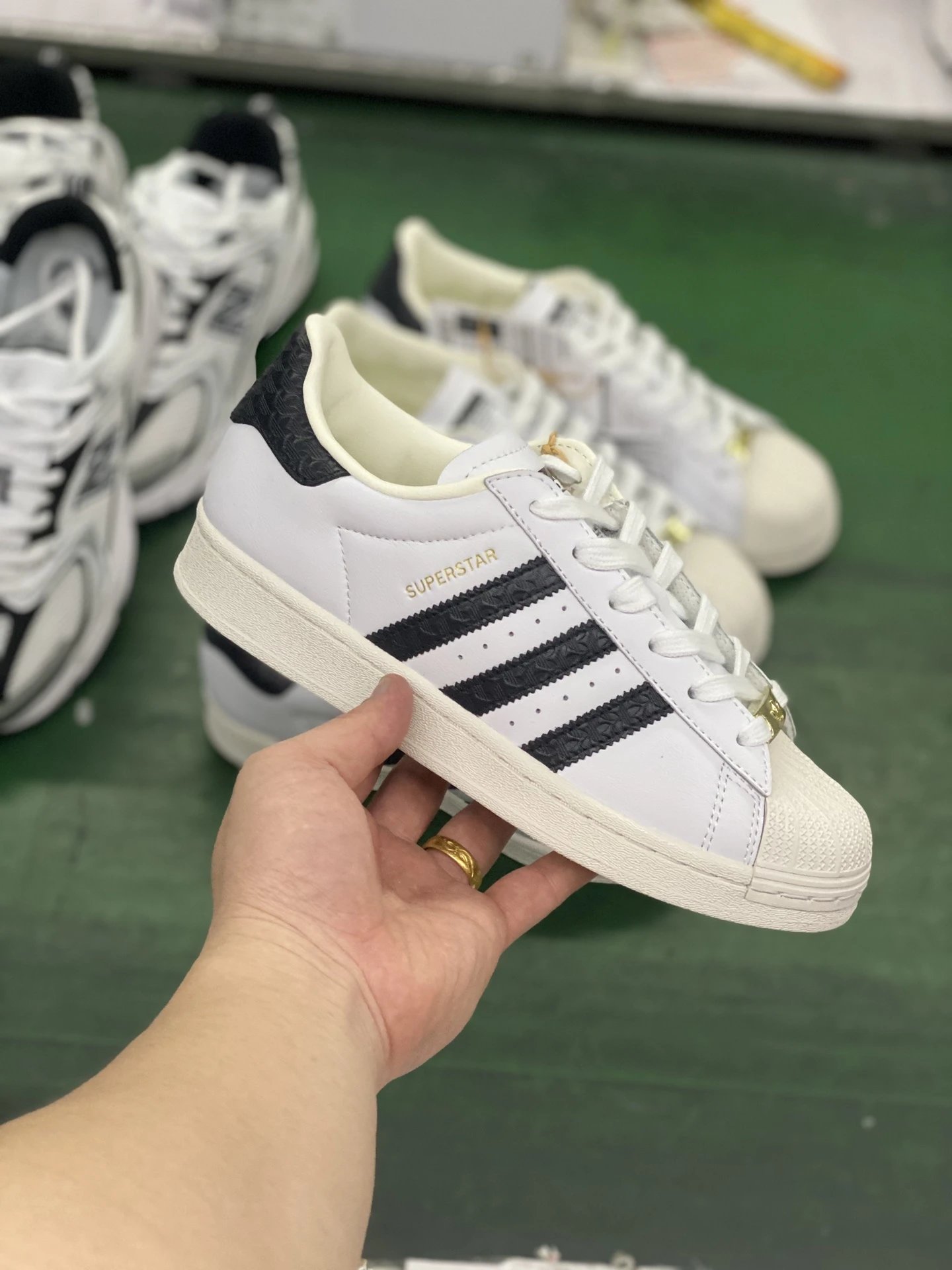 Adidas Superstar