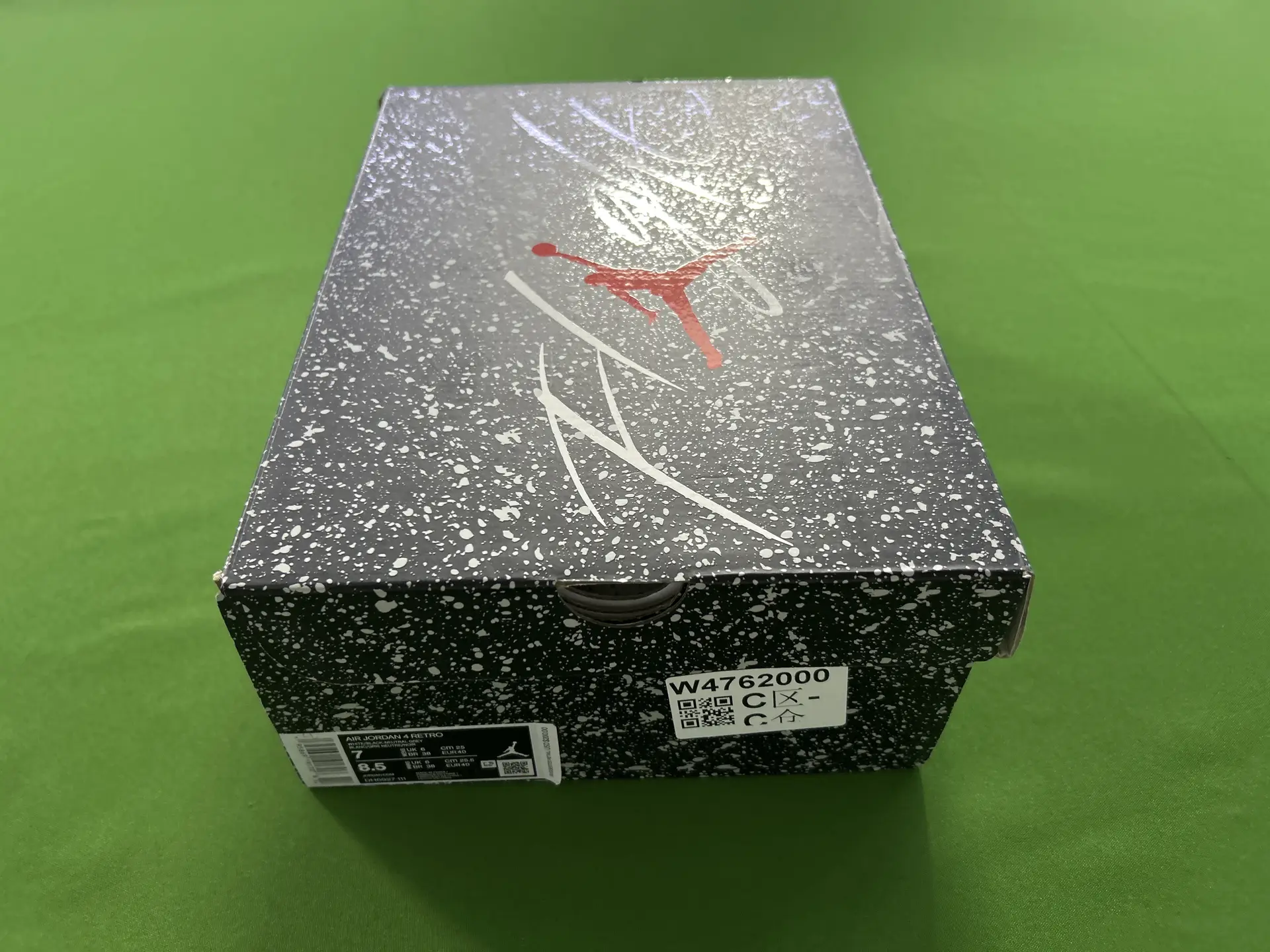 Jordan Air Jordan 4 Retro White/Black-Cement Grey