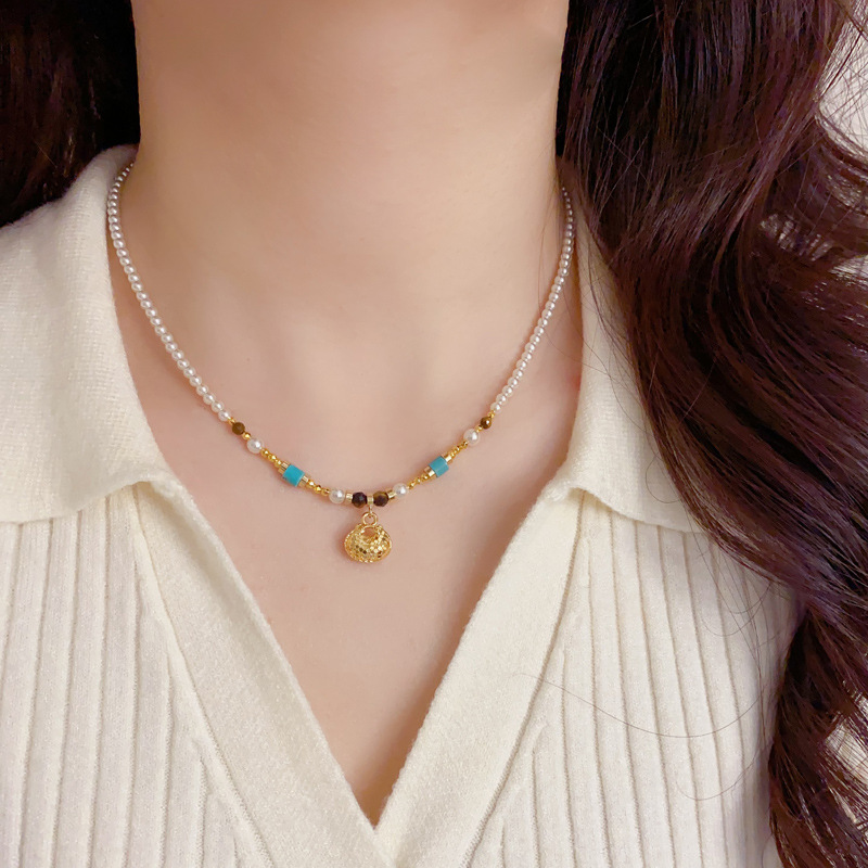 European and American Cross-Border Fashion Gentle Versatile Metal Sequin Lucky Bag Pearl Necklace Personalized Light Luxury Simple Clavicle Chain for Women