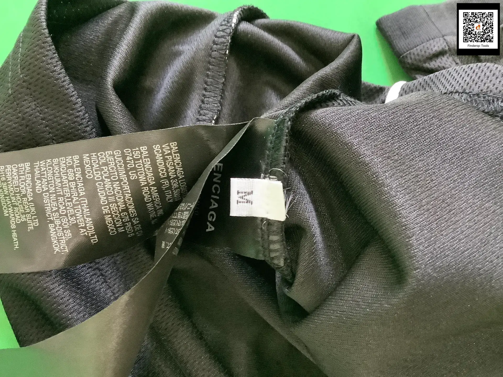 Balenciaga Paris 10 Black Short-Sleeved T-Shirt