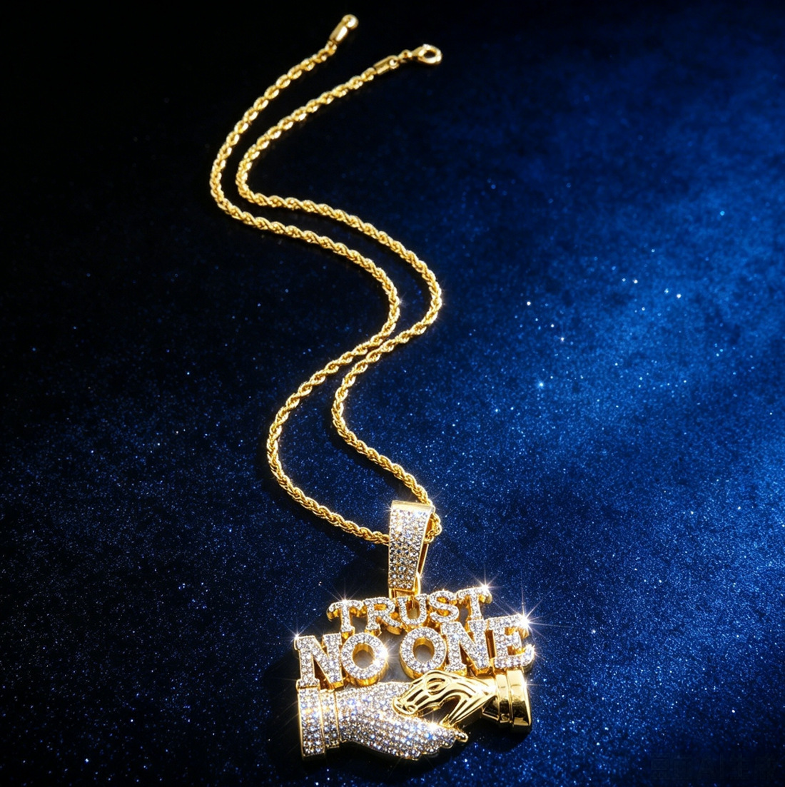 Hip Hop Alloy Letter TRUST NO ONE Pendant Men's Personality Handshake Pendant Cuban Chain Necklace Accessories Men
