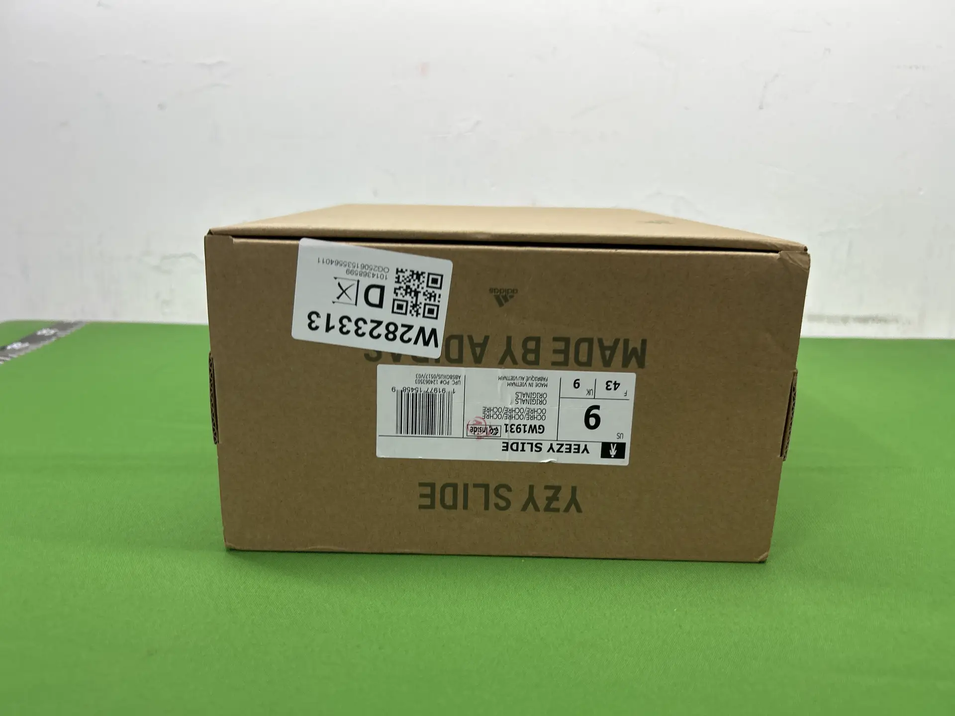 Adidas Yeezy Slide GW1931 Ochre