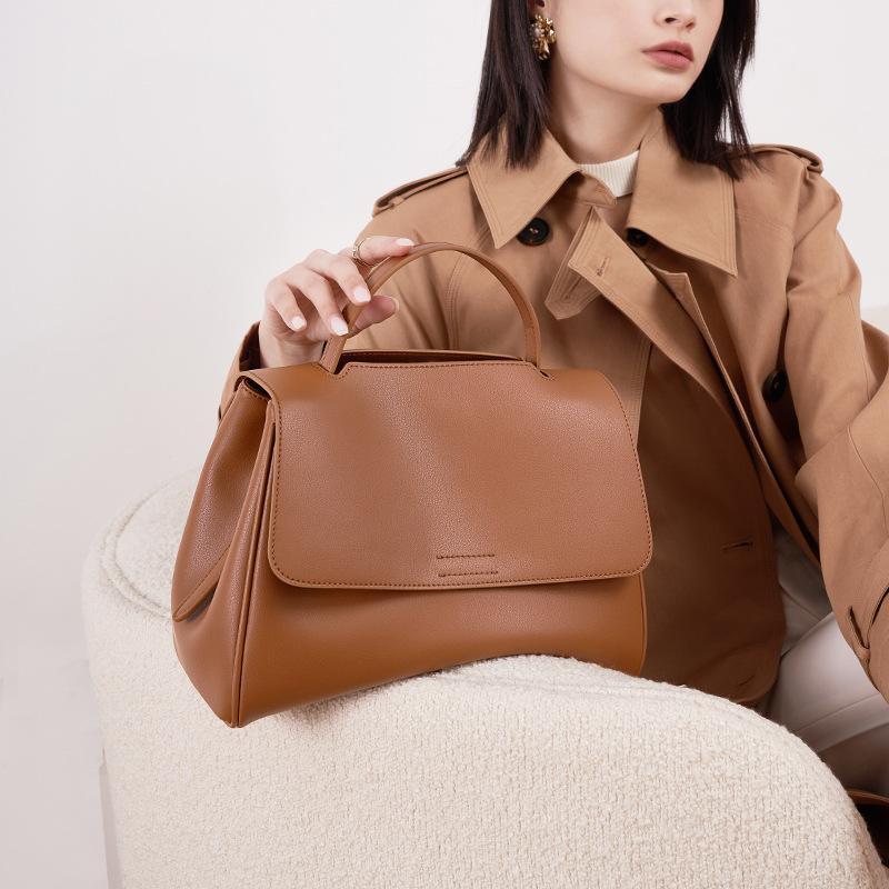 Soft Leather Bag for Women 2026 New Fashion Shoulder Crossbody Bag Large Capacity Versatile Tote Underarm Bag Genuine Leather Women's Bag
