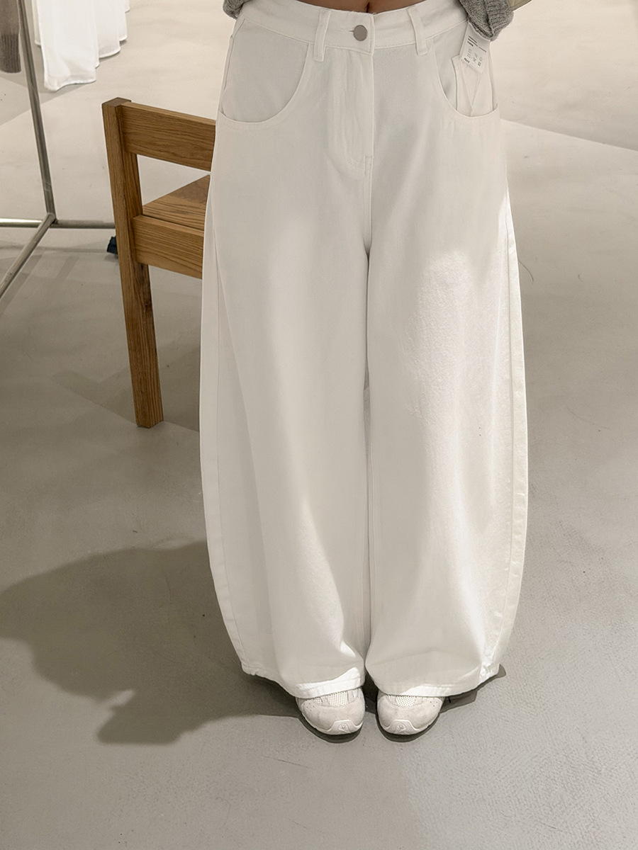 Love and Nancy Thirteen Lines 2026 Summer Korean High Waist Loose Hip-Covering Wide-Leg Solid Color Curved Jeans for Women 04268