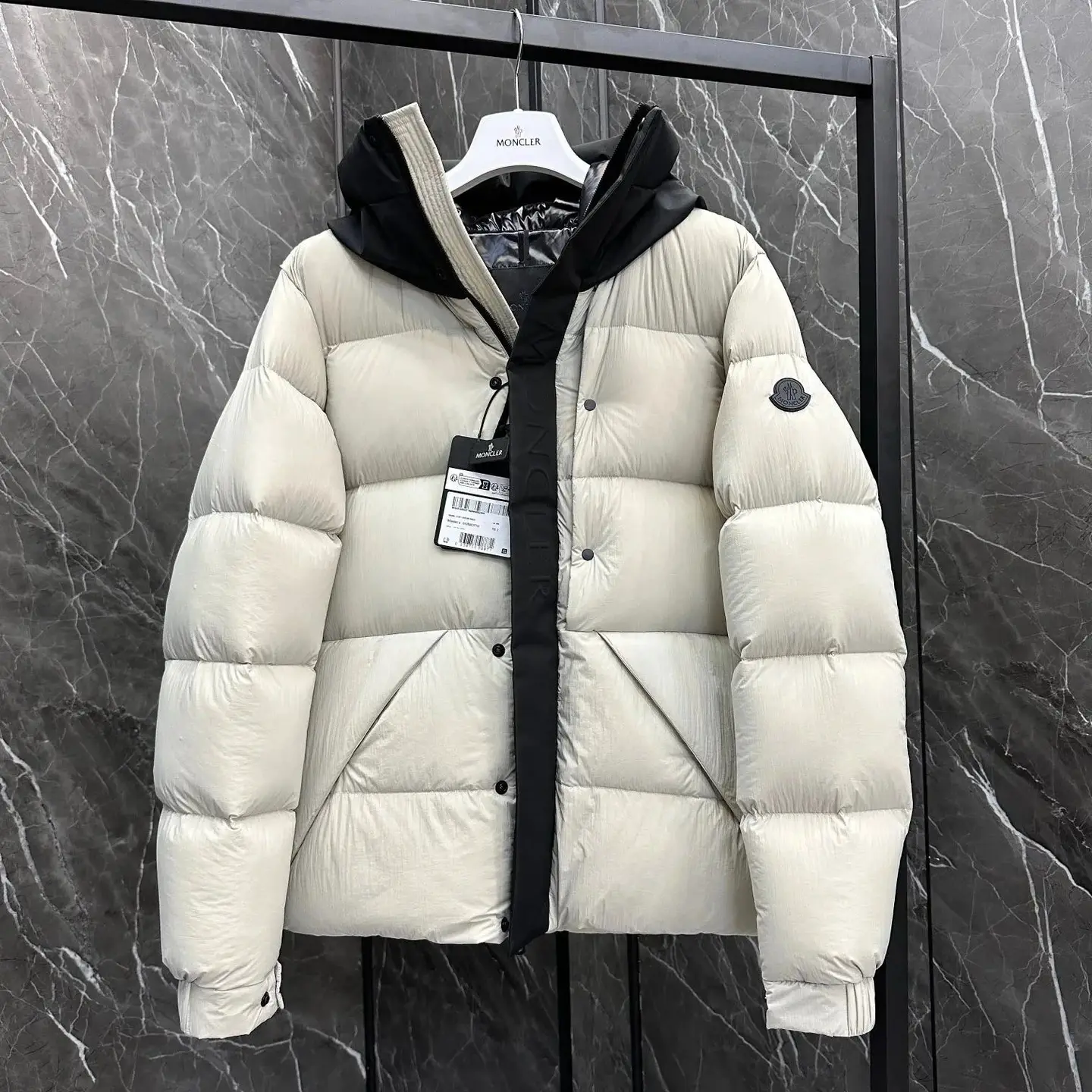 盟MD羽绒服-S(原盒包装50元不退)