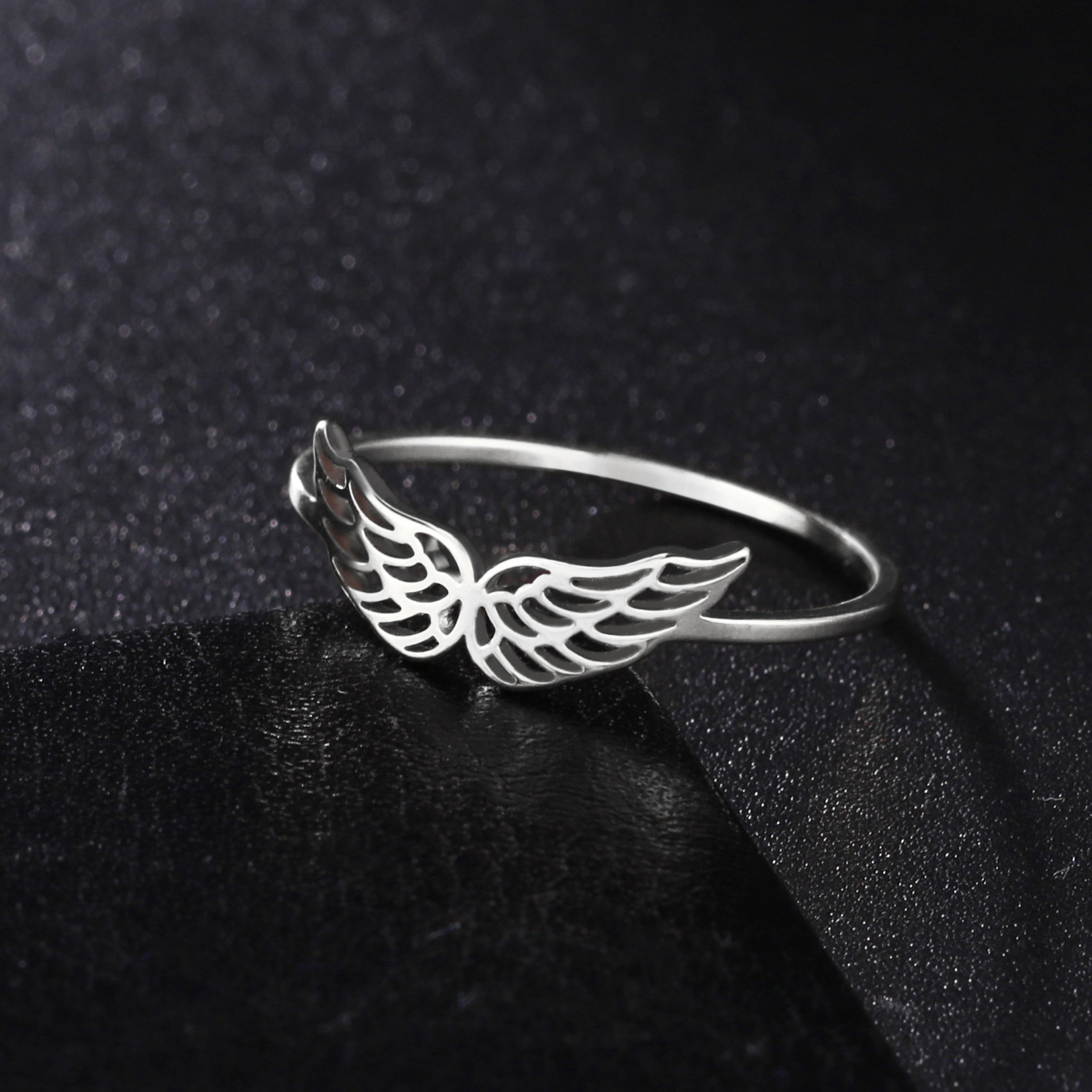 Foreign trade export hot fashion Mori niche Wings personality simple fashion angel wings stainless steel ring