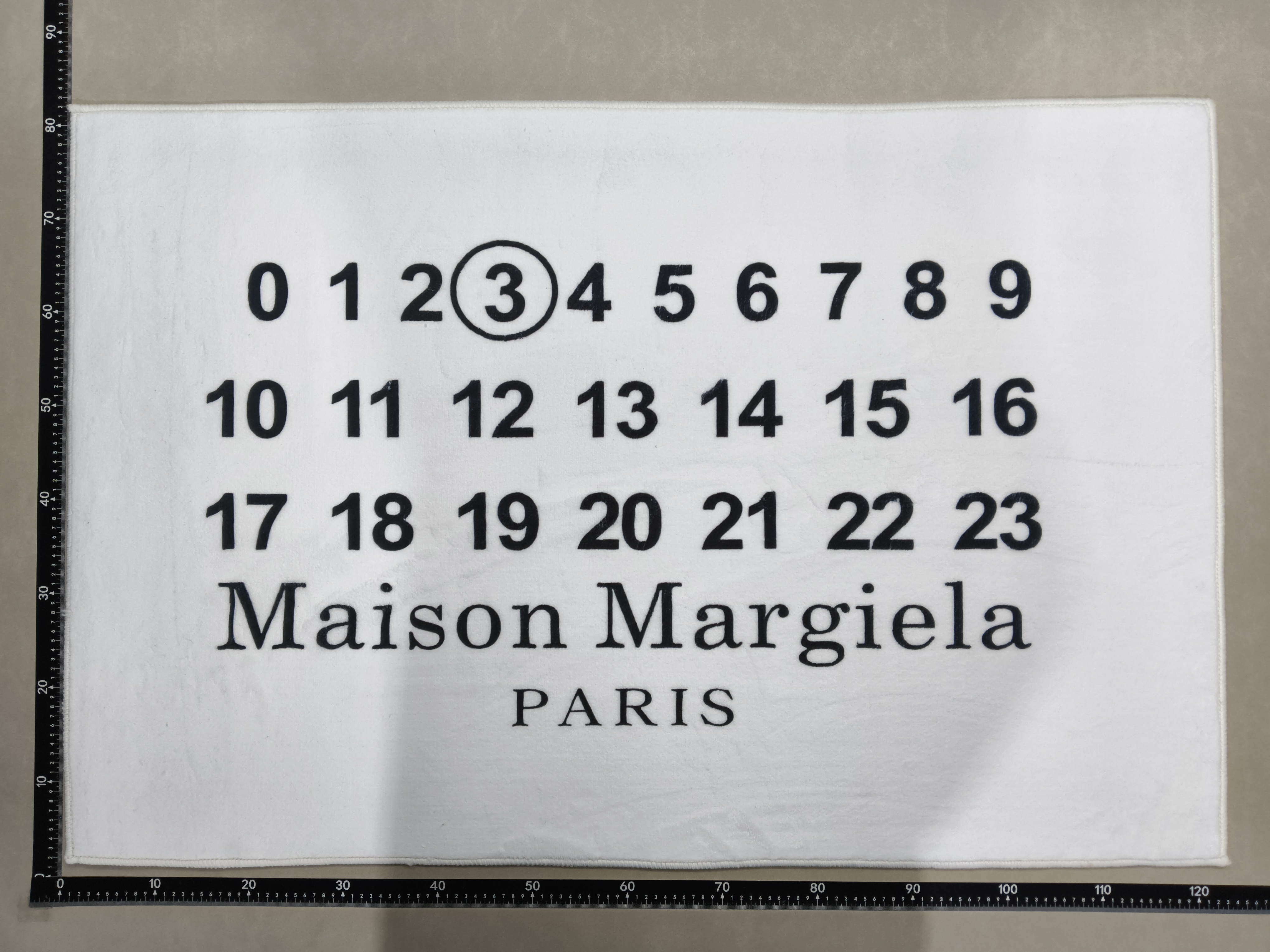 Independent Margiela Trendy Carpet Home Non-Slip Bedroom Coffee Table Bedside Balcony Window Floor Mat QC