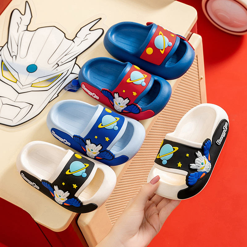 Genuine Ultraman new children's slippers boys' home Outdoor non-slip wear-resistant stain-resistant Dega Celo sandals