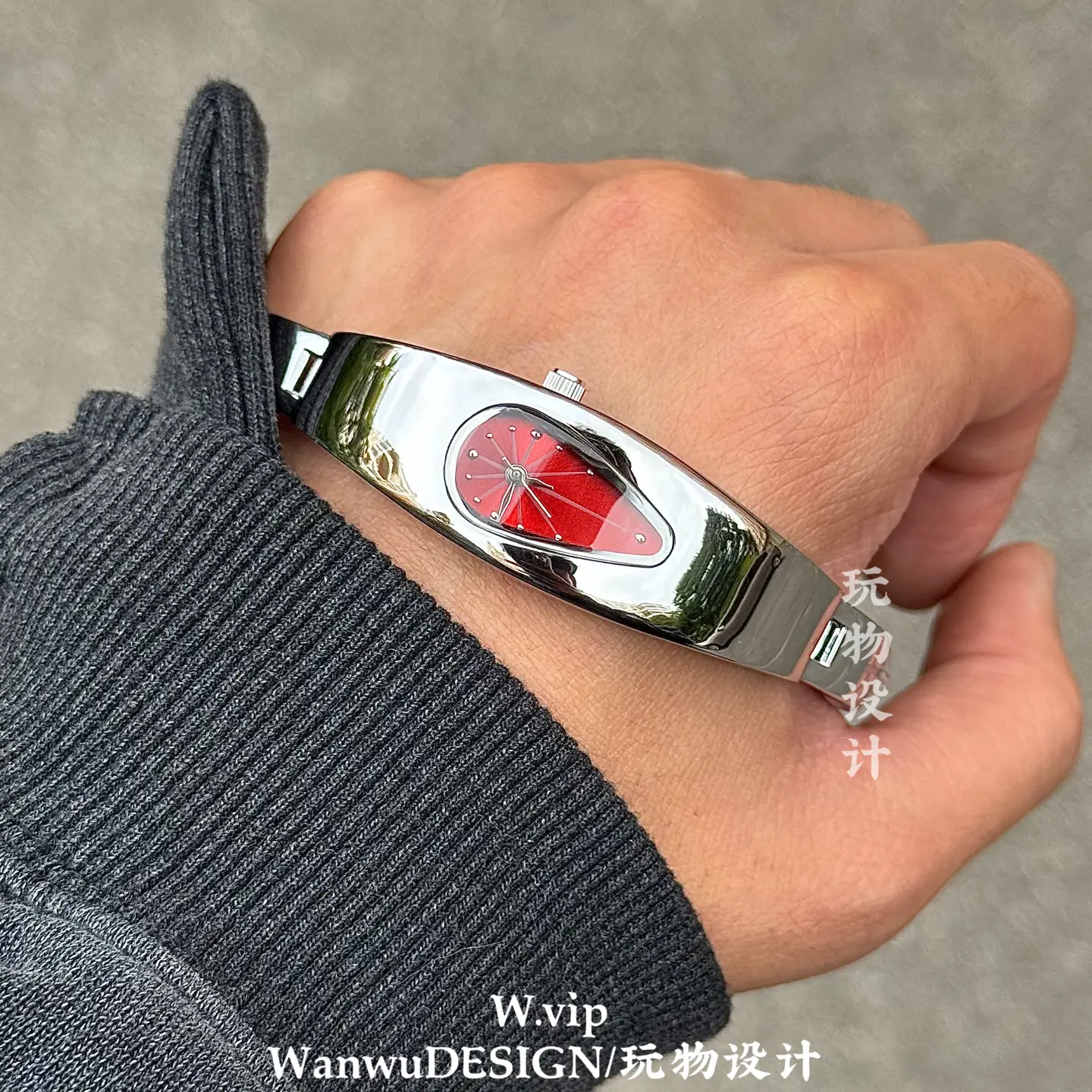 Wan.W Water Drop Watch Future Technology Style Millennium Space Design Y2K Retro Watch Accessories Fashion Watch