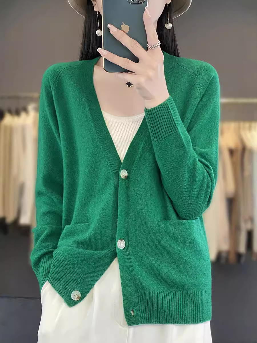 2024 Early Autumn New Cashmere Cardigan Jacket V-Neck Knitted Korean Style Women's Solid Color Sweater Wholesale Loose Fit