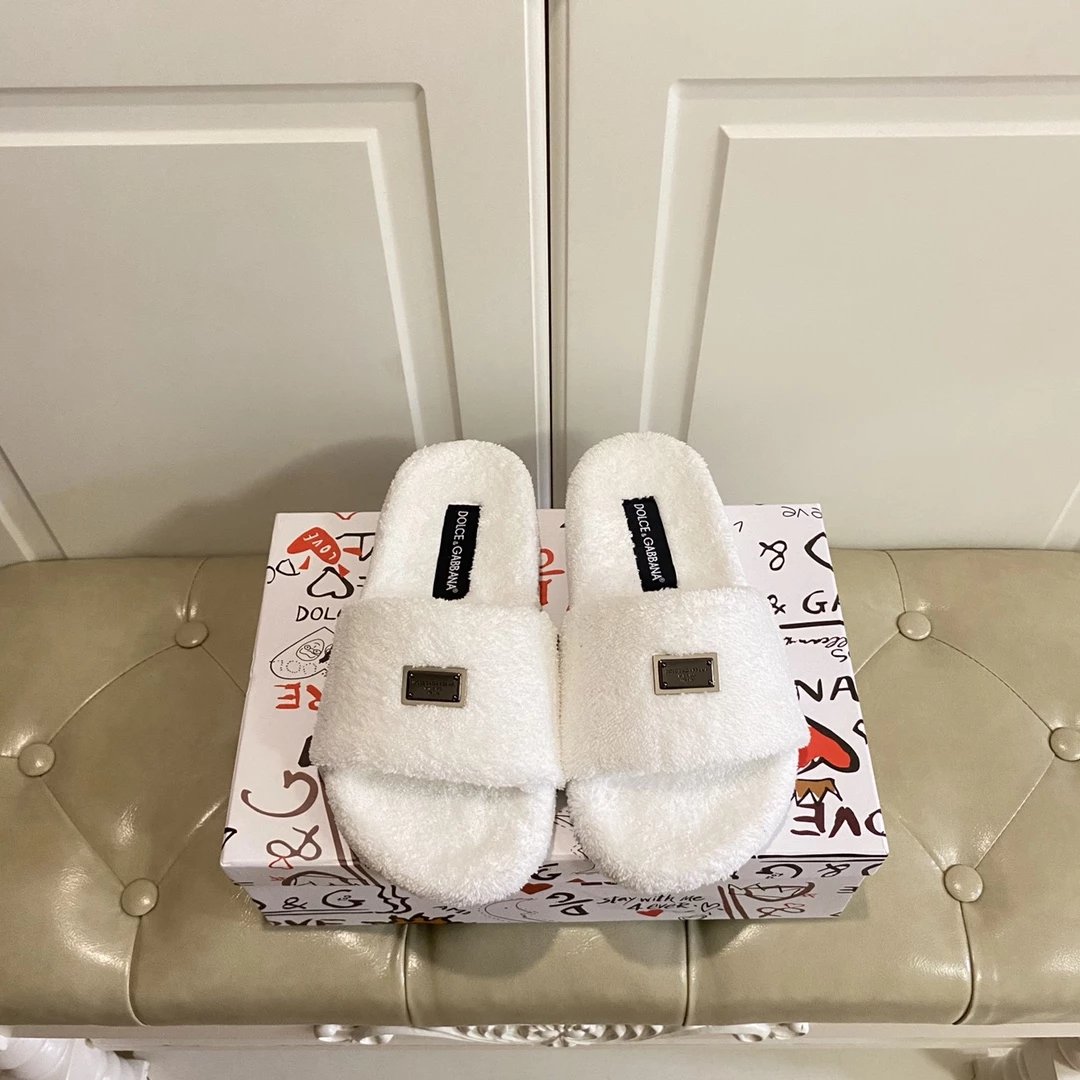 Dolce & Gabbana Slippers