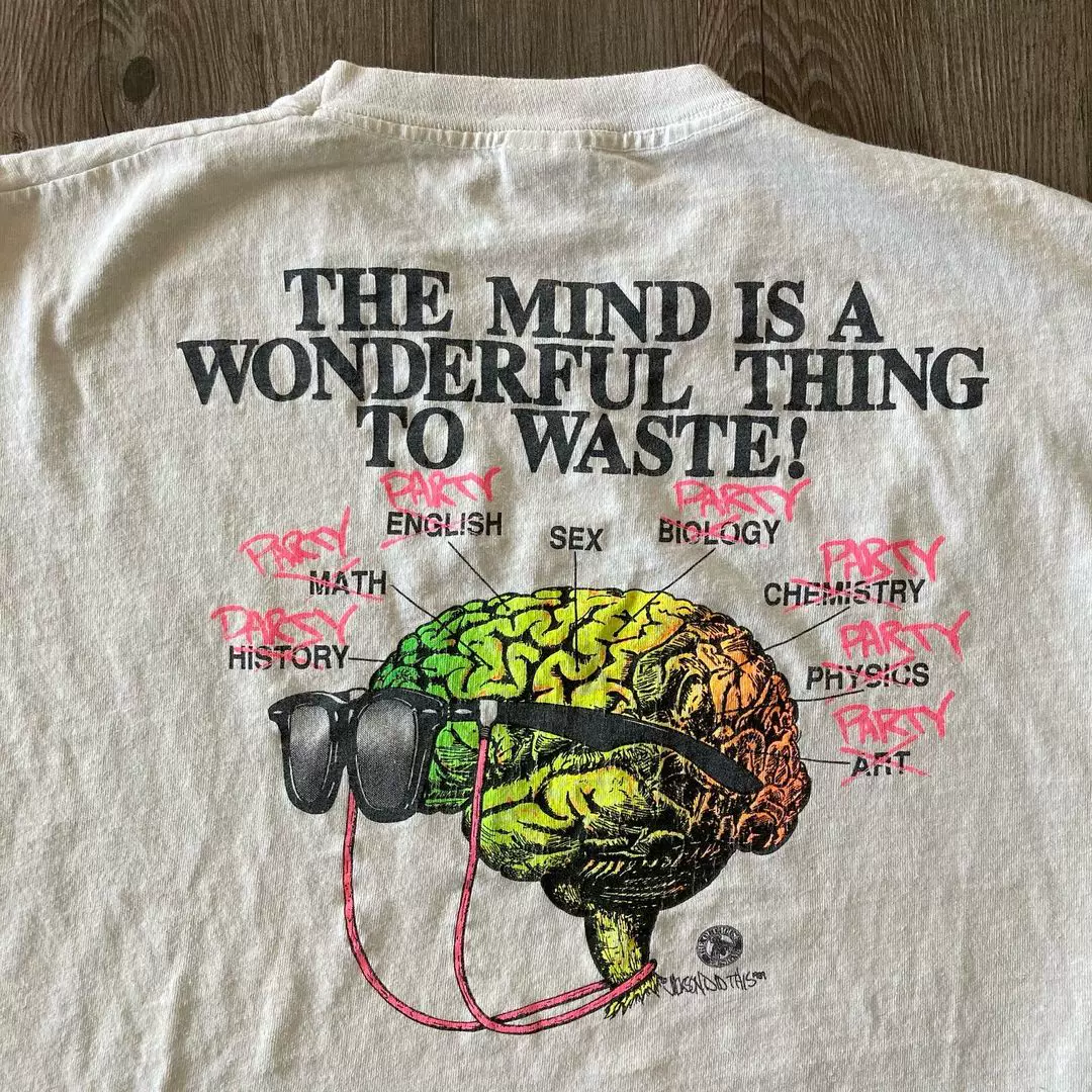 Ice sensitive cotton! Wasting the mind, the beautiful things in the world, niche design sense, covering ancient long T-shirts, trendy brands, men's and women's short sleeves