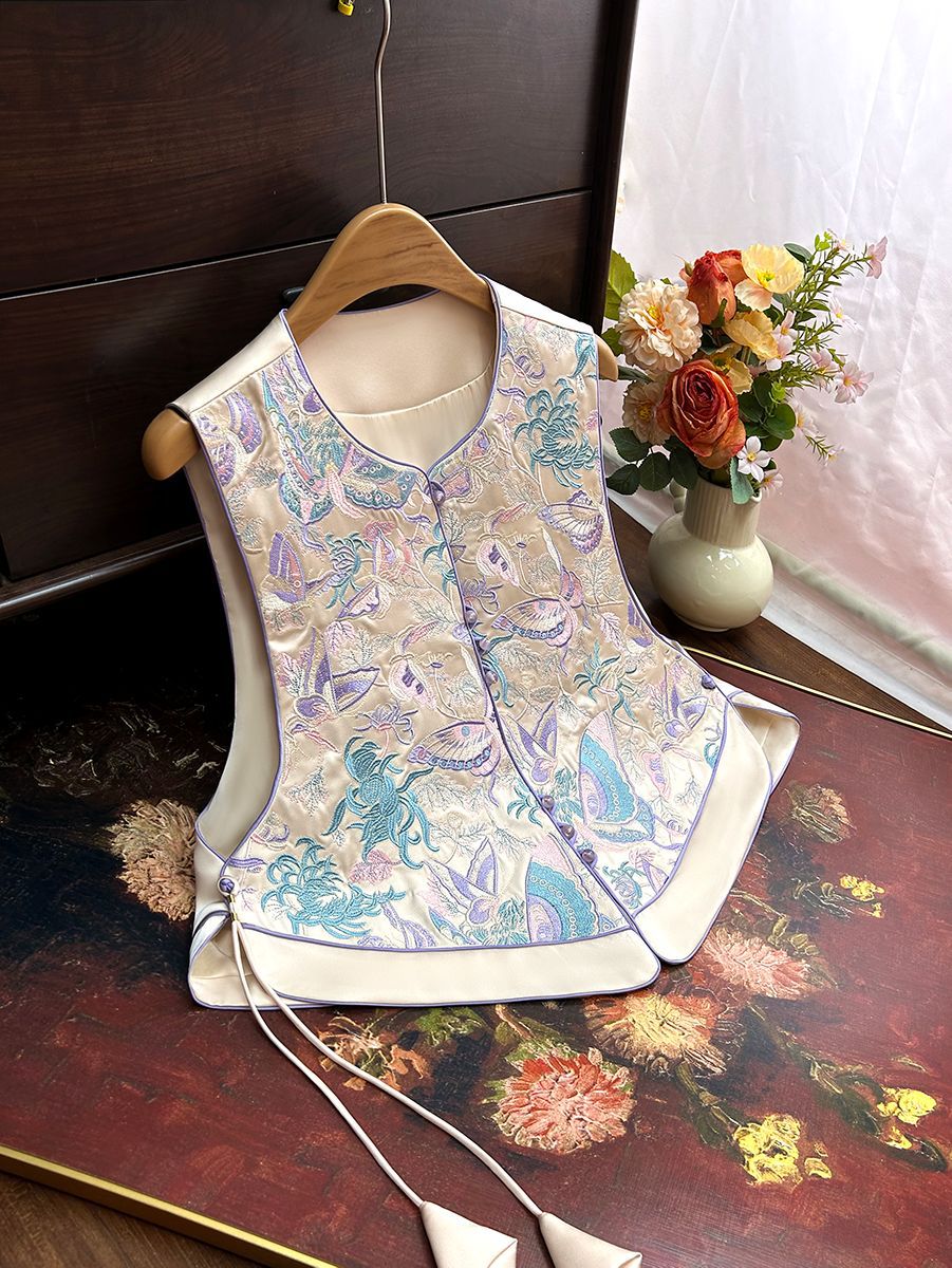 New Chinese Style Tassel Vest 2025 Spring New Fresh and Elegant Butterfly Waistcoat Elegant All-match Small Horse Clip